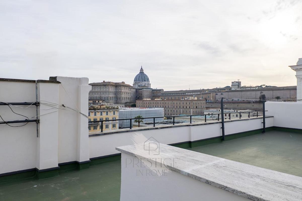 New! Finestra Su San Pietro Rome