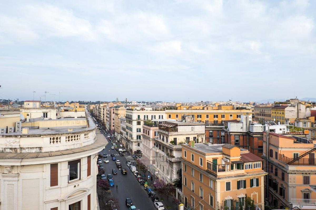 New! Finestra Su San Pietro